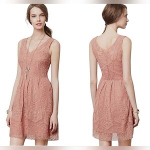 💛 46. Yoana Baraschi Size 4 Lace Dress